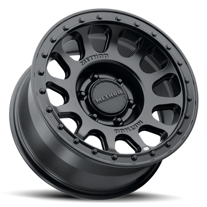 Method MR709 HD Bead Grip 17x 8.5in / ET25 / 6x5.5 BP / 106.25mm Bore - Black Wheel